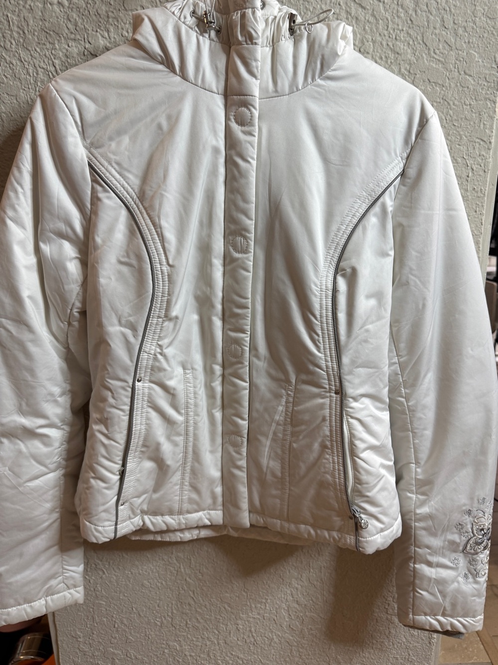 Eddie Bauer White Insulated Ski Jacket with Hood